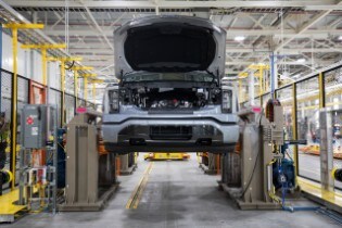 Rouge Electric Vehicle Center